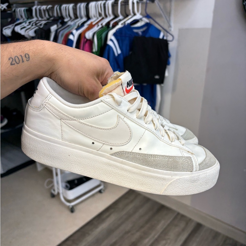 Nike Blazer Low Platform Women’s Size 9.5 Triple Sail White Y2K skate sneakers